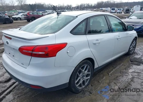 2015 Ford Focus Se из США, поврежденный, VIN 1FADP3F23FL377961